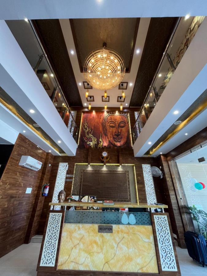 Shri Sai Hotel Azamgarh Екстер'єр фото